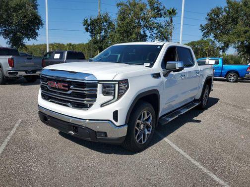 2022 GMC Sierra 1500 SLT