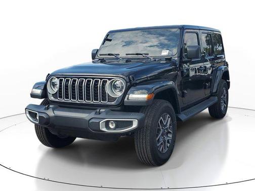 Black Clearcoat 2025 Jeep Wrangler 4-Door Sahara 4x4
