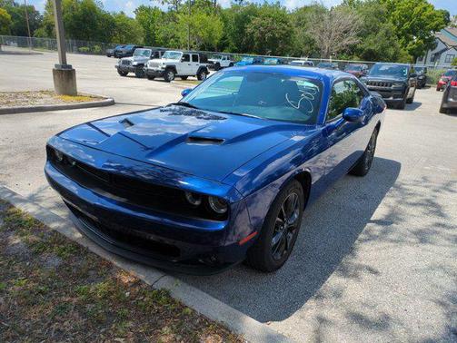 2022 Dodge Challenger SXT
