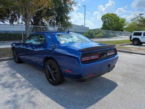 2022 Dodge Challenger SXT