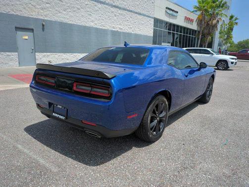 2022 Dodge Challenger SXT