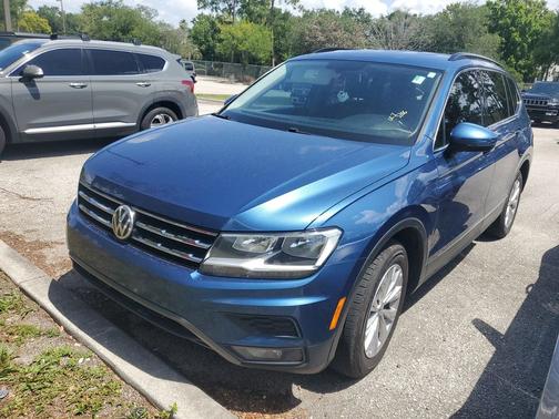 Blue Metallic 2018 Volkswagen Tiguan 2.0T SEL