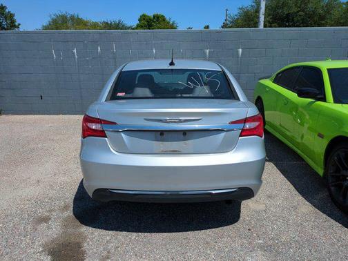 2012 Chrysler 200 Touring