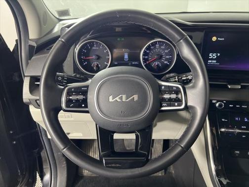 2022 Kia Carnival EX