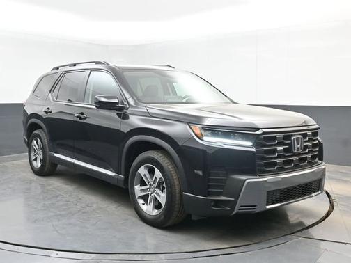 Crystal Black Pearl 2026 Honda Pilot