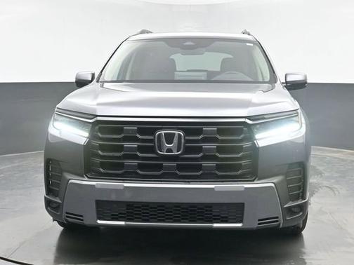 Modern Steel Metallic 2026 Honda Pilot
