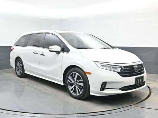 Platinum White Pearl 2023 Honda Odyssey