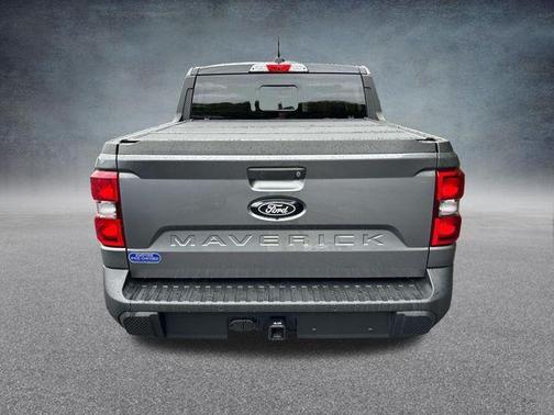 Gray Metallic 2025 Ford Maverick Lariat
