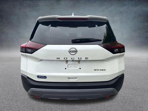 Pearl White 2023 Nissan Rogue SV