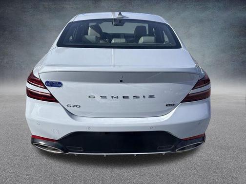 2022 Genesis G70 3.3T