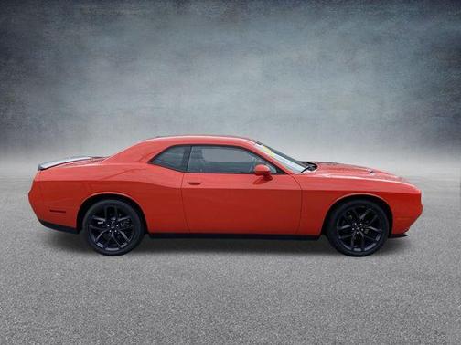 2022 Dodge Challenger SXT