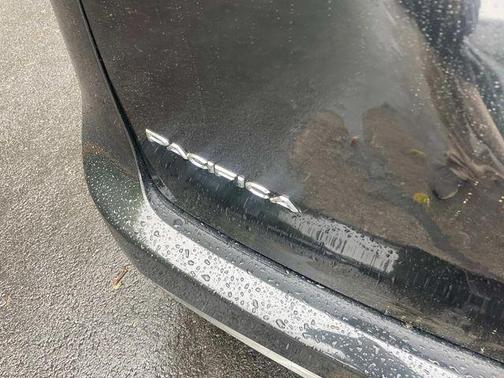 2020 Chrysler Pacifica Touring-L