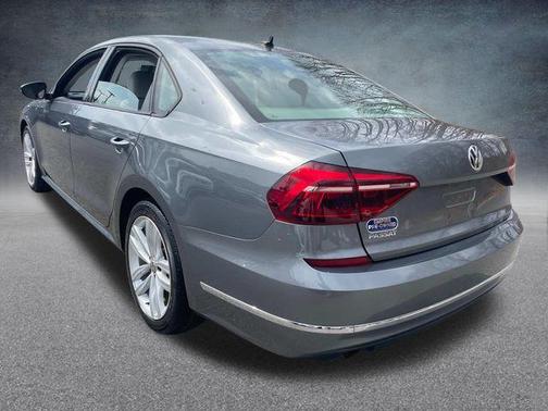 2019 Volkswagen Passat 2.0T Wolfsburg