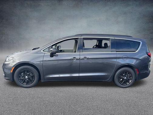 2021 Chrysler Pacifica Touring