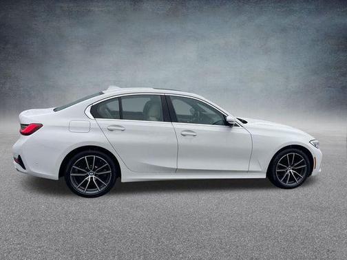 2021 BMW 330 i xDrive