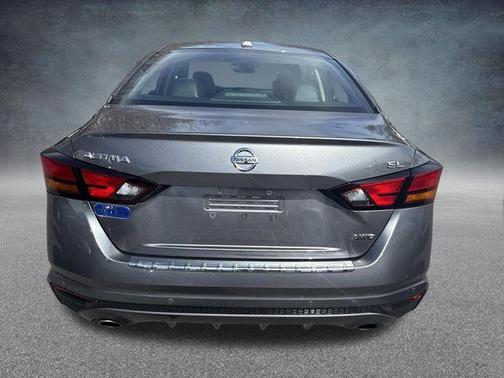 Gun Metallic 2022 Nissan Altima 2.5 SL