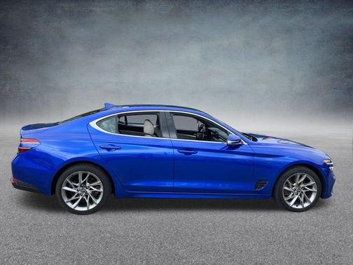 2022 Genesis G70 2.0T