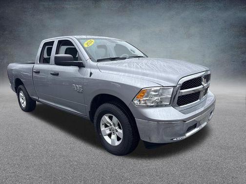 Billet Silver Metallic Clearcoat 2024 RAM 1500 Classic SLT