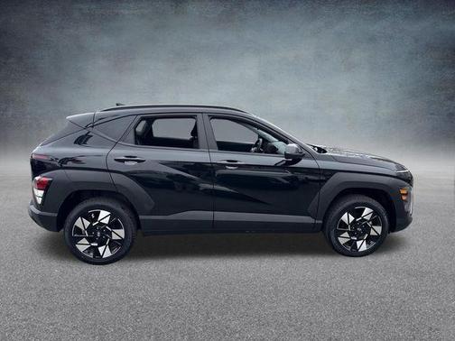 Black 2025 Hyundai KONA SEL