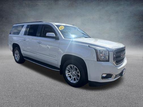 2017 GMC Yukon XL SLT