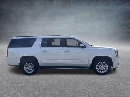 2017 GMC Yukon XL SLT