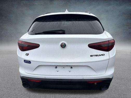 White 2020 Alfa Romeo Stelvio Base
