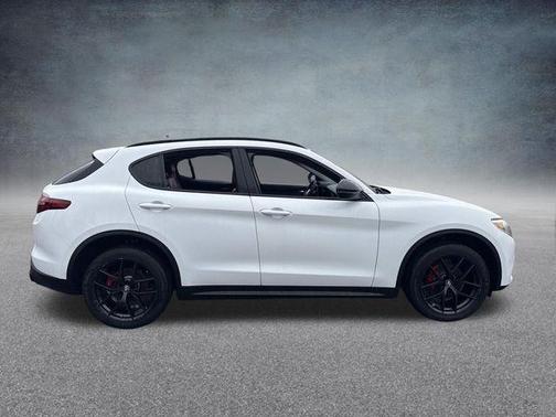 White 2020 Alfa Romeo Stelvio Base