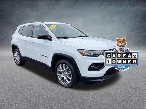 2022 Jeep Compass Latitude Lux