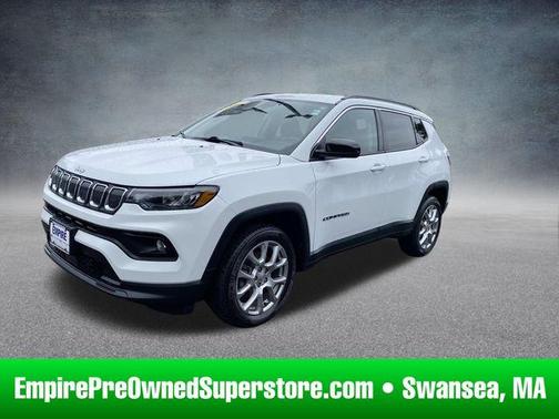 2022 Jeep Compass Latitude Lux