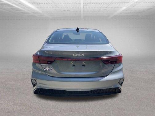 Steel Gray 2024 Kia Forte LXS