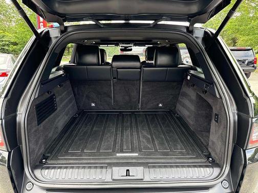 2021 Land Rover Range Rover Sport HSE Silver Edition