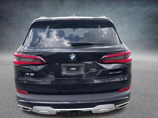 Black Sapphire Metallic 2022 BMW X5 xDrive40i