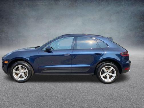 2017 Porsche Macan Base