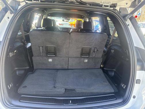 2021 Jeep Grand Cherokee L Laredo