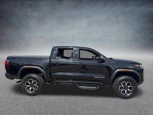 Onyx Black 2023 GMC Canyon AT4X