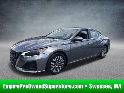 Gun Metallic 2023 Nissan Altima 2.5 SV