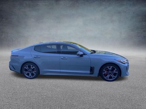 2019 Kia Stinger GT1