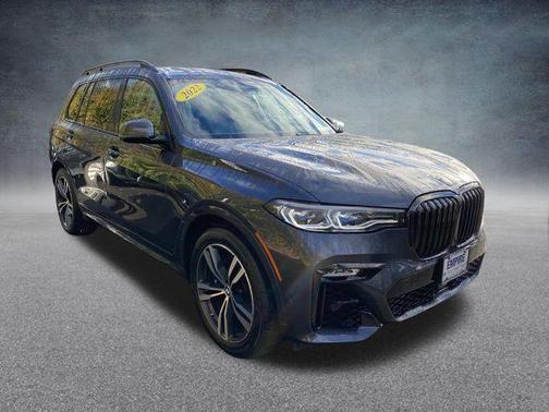 2021 BMW X7 M50i