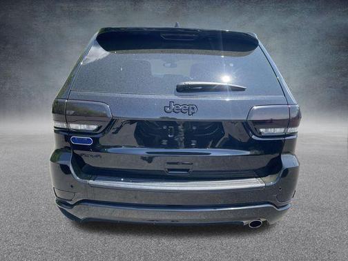 2022 Jeep Grand Cherokee WK Laredo