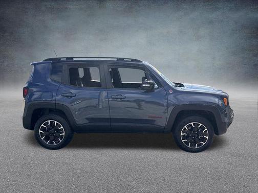 Slate Blue Pearlcoat 2023 Jeep Renegade Trailhawk