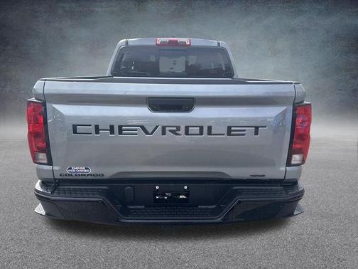 Sterling Gray Metallic 2023 Chevrolet Colorado WT