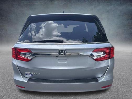 Gray 2018 Honda Odyssey EX