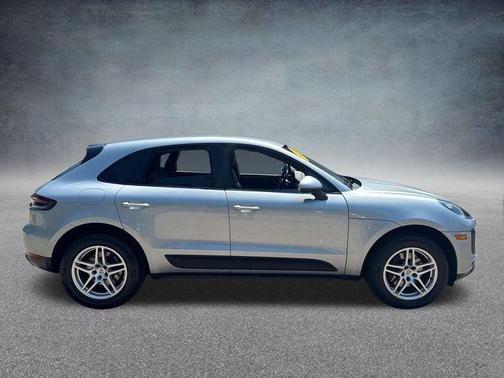 2019 Porsche Macan Base