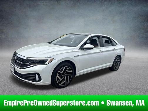 Opal White Pearl Effect 2024 Volkswagen Jetta 1.5T SEL
