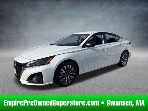 2025 Nissan Altima SV