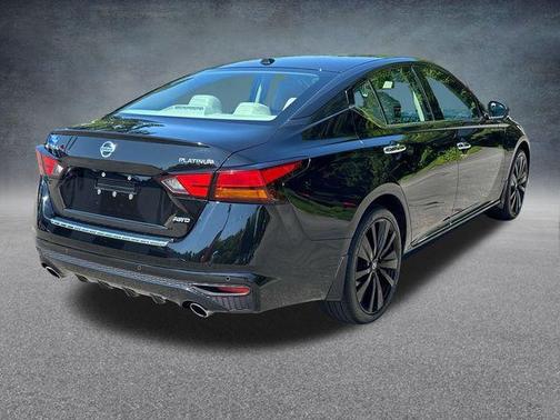 2019 Nissan Altima 2.5 Platinum