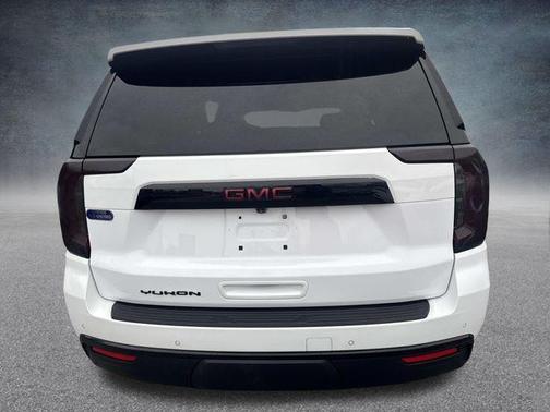 2023 GMC Yukon XL SLE