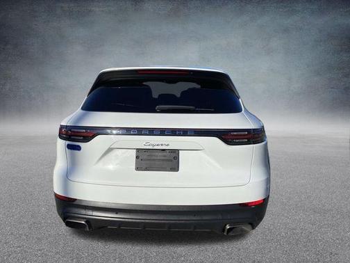 2021 Porsche Cayenne Base