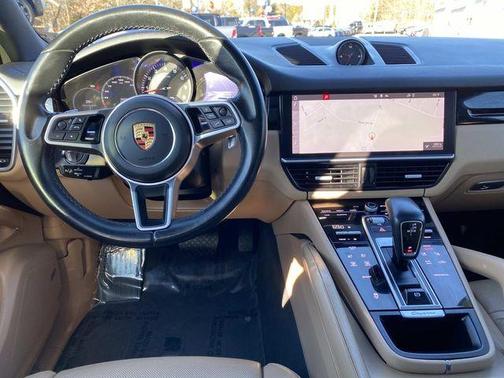 2021 Porsche Cayenne Base