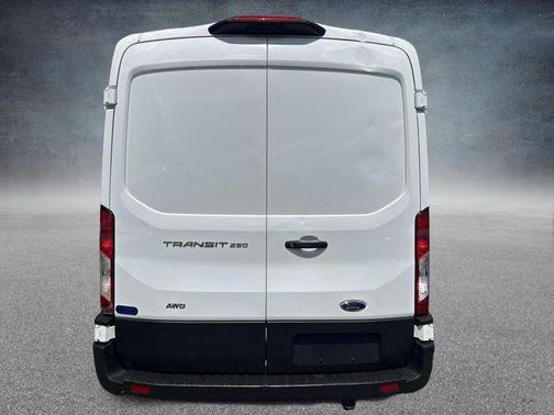Oxford White 2023 Ford Transit-250 Base